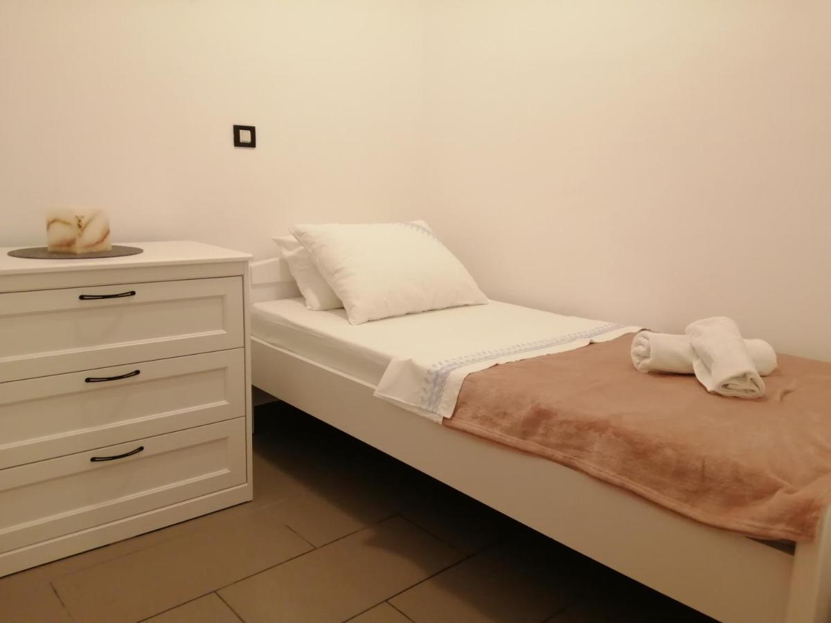 Apartmani Nizic Jadranovo Dış mekan fotoğraf